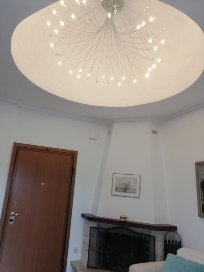 Nautilos Ierissós Buitenkant foto